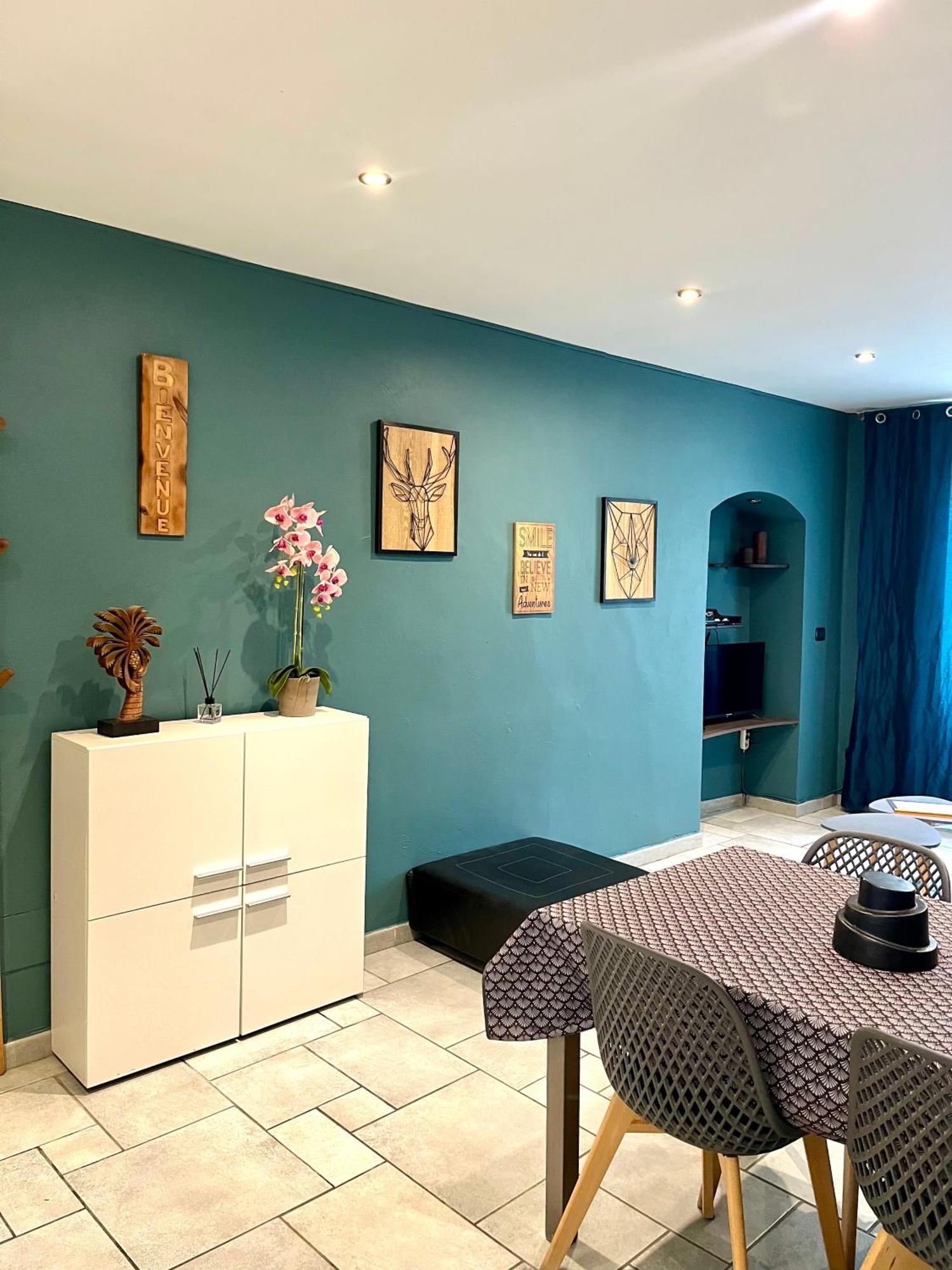 Apartment Sur Roya Centre